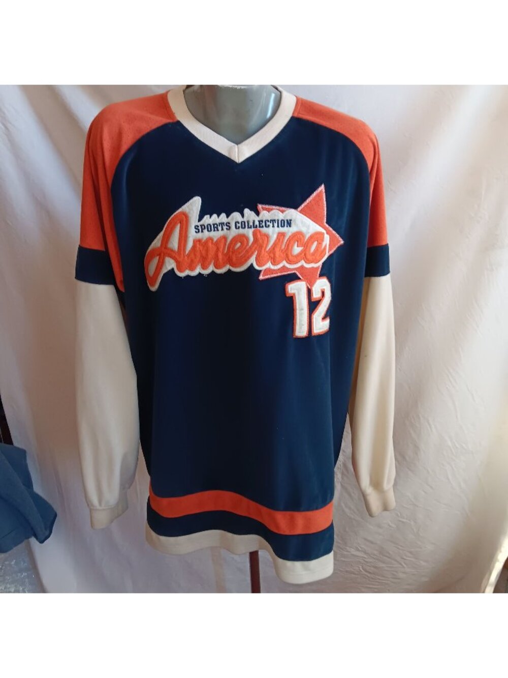 Vintage XL Sweatshirt Pullover Delf Sports 90's "America" Embroidered Jersey